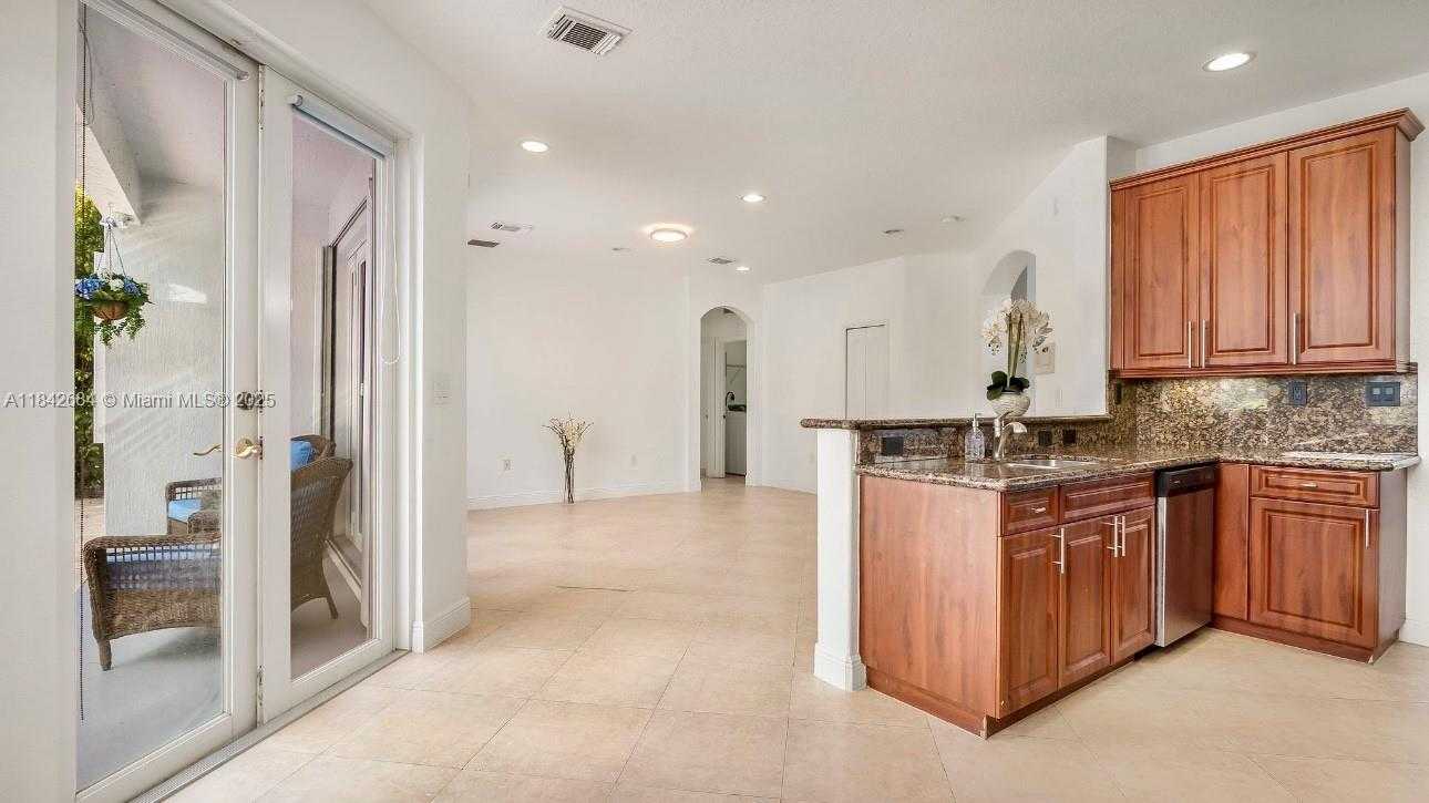 Small Image of 1421 SOUTH WEST 153RD PATH, Miami Number 8