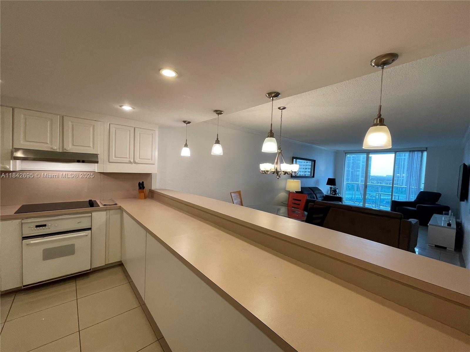 Small Image of 19390 COLLINS AVE #1405, Sunny Isles Beach Number 26