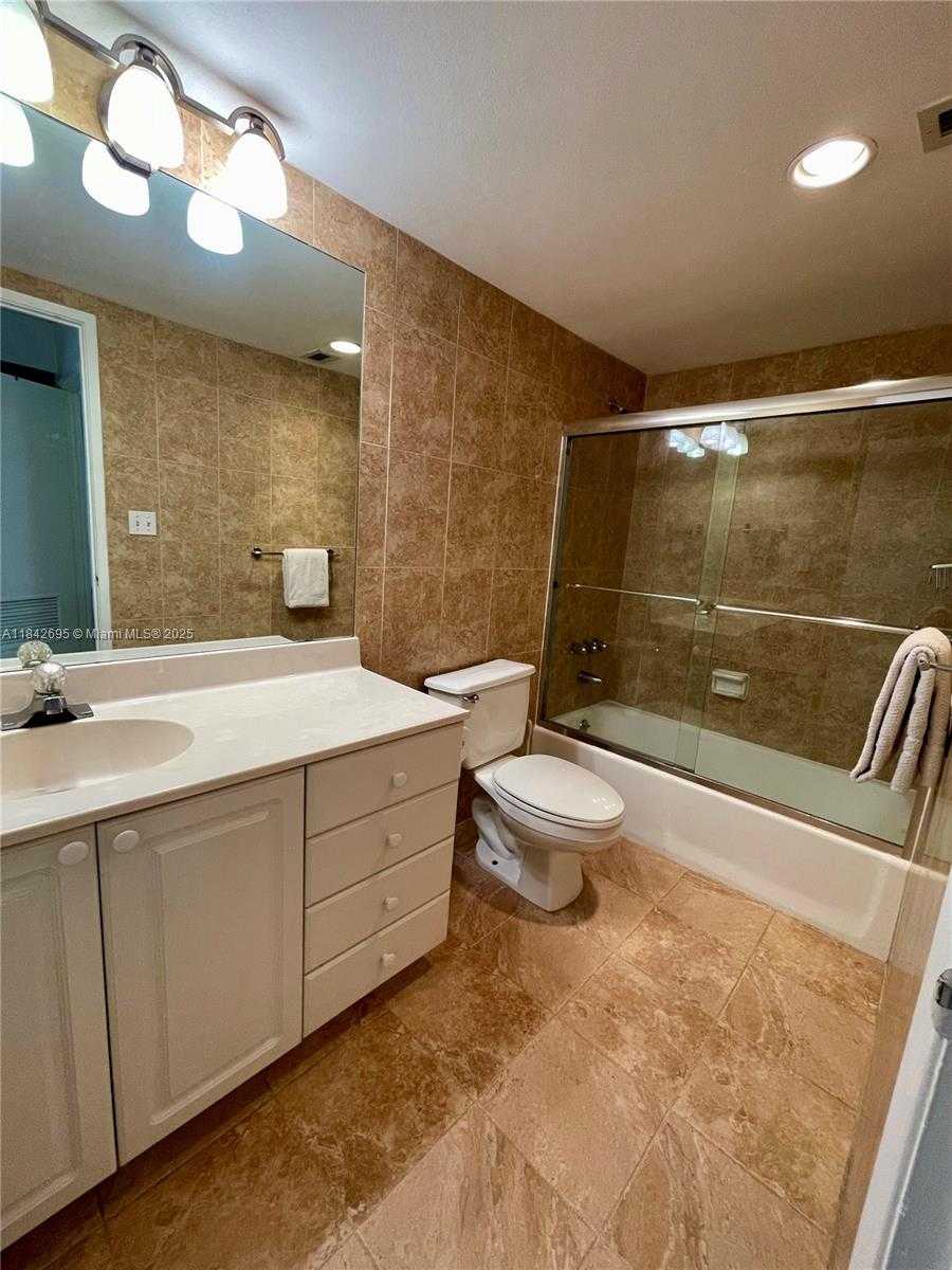 Small Image of 19390 COLLINS AVE #1405, Sunny Isles Beach Number 29