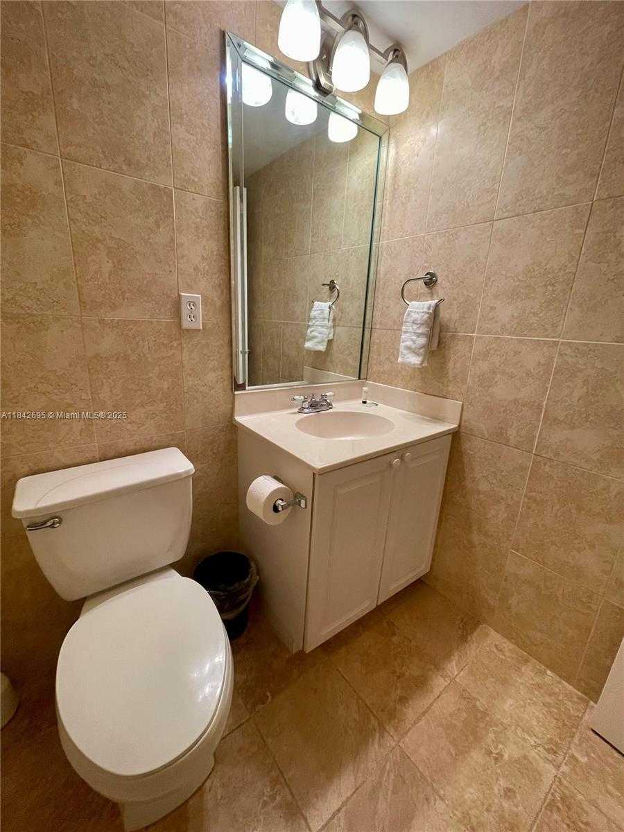 Small Image of 19390 COLLINS AVE #1405, Sunny Isles Beach Number 31