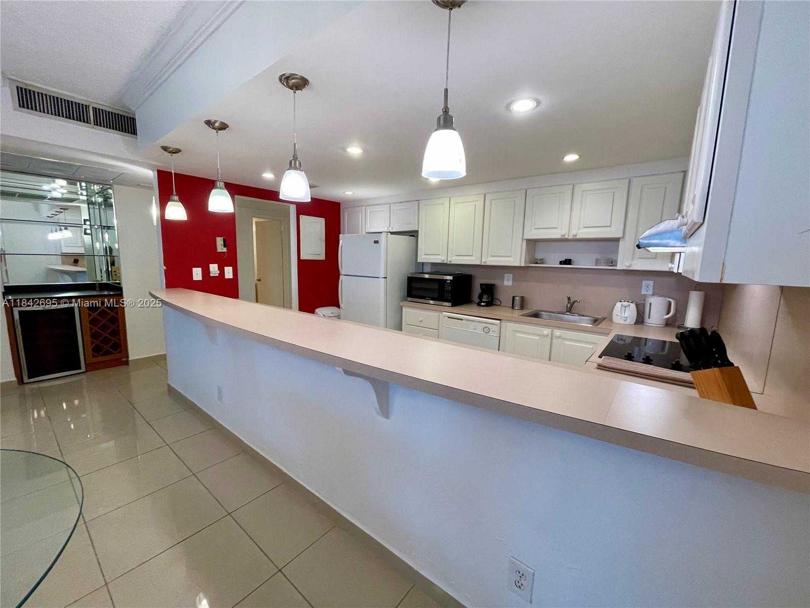 Small Image of 19390 COLLINS AVE #1405, Sunny Isles Beach Number 33
