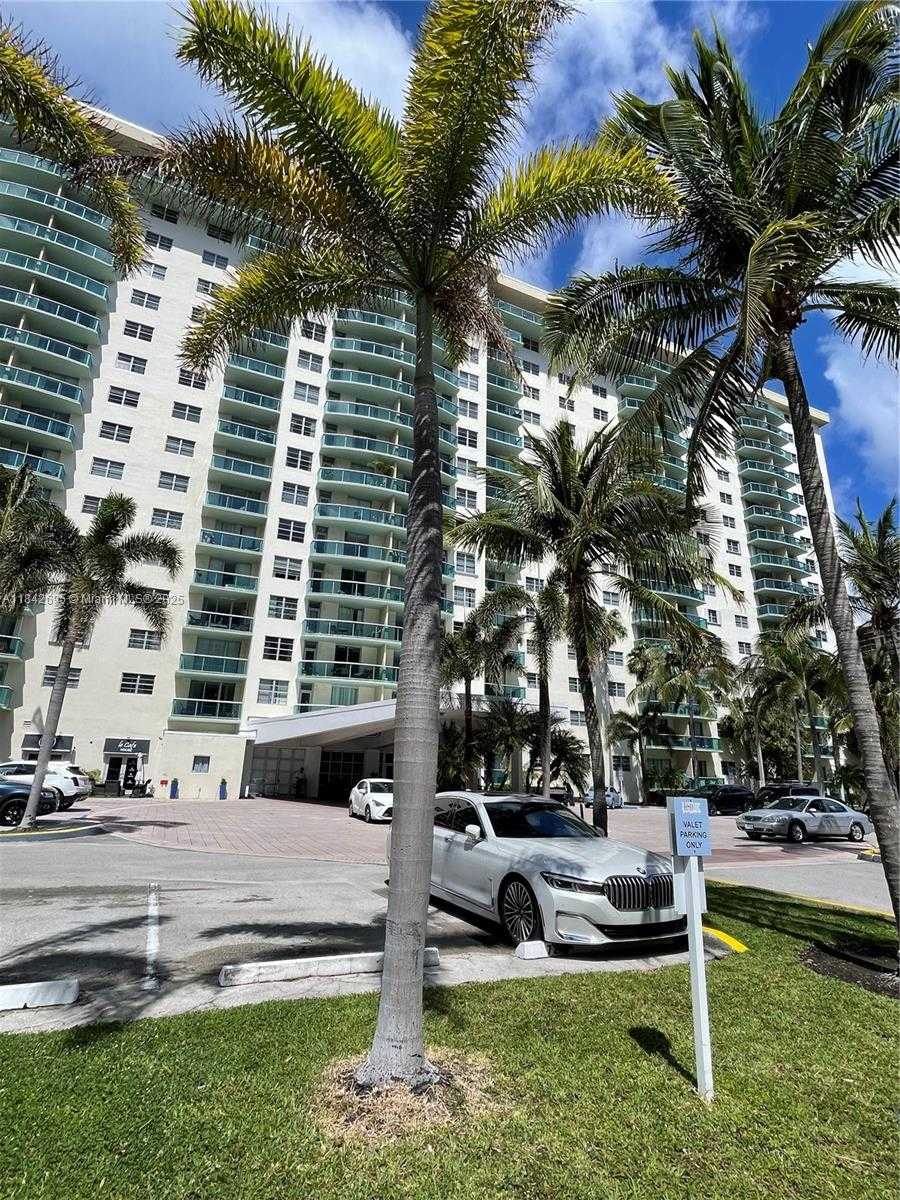 Small Image of 19390 COLLINS AVE #1405, Sunny Isles Beach Number 43