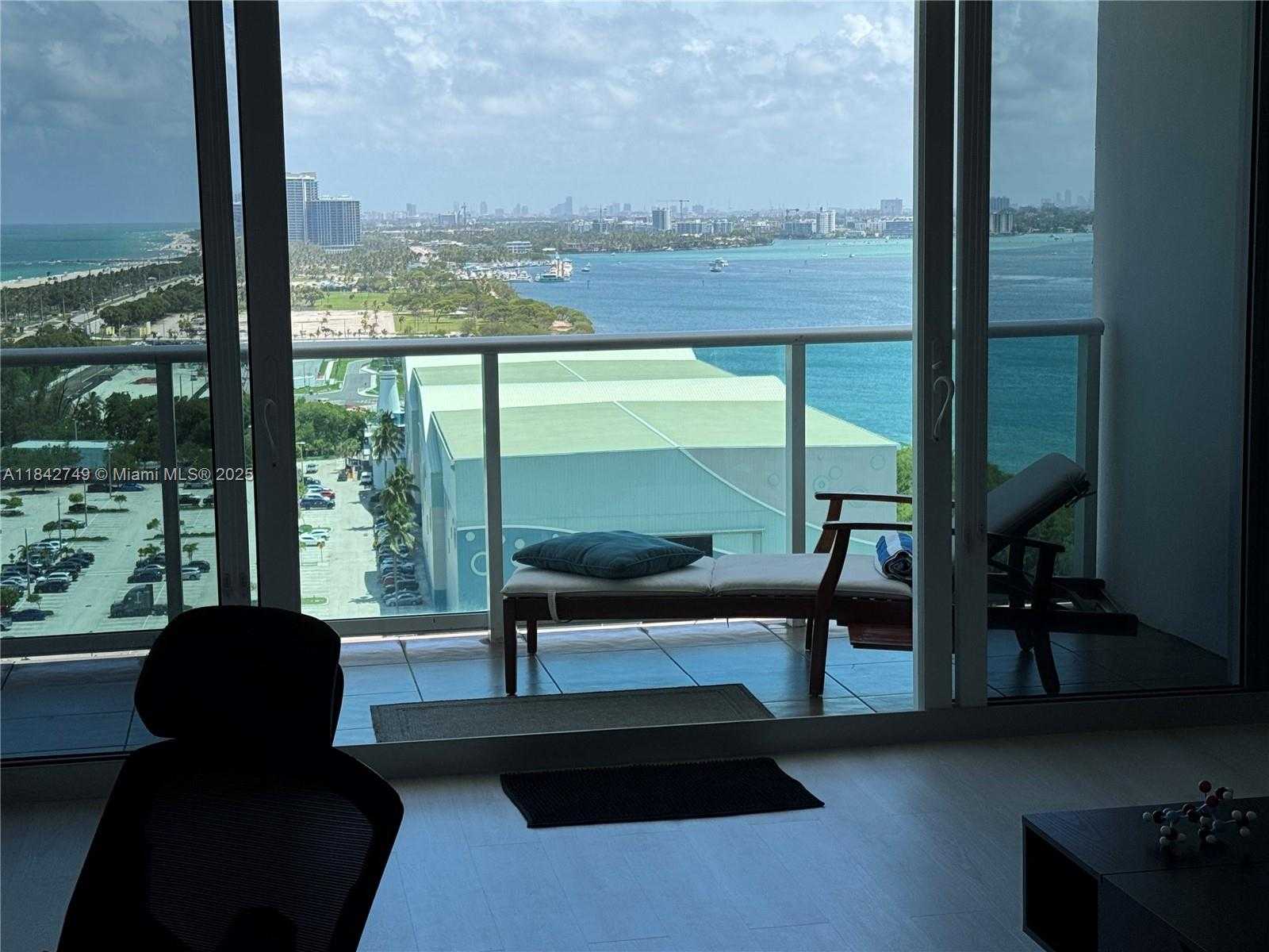 Small Image of 100 BAYVIEW DR #2023, Sunny Isles Beach Number 25