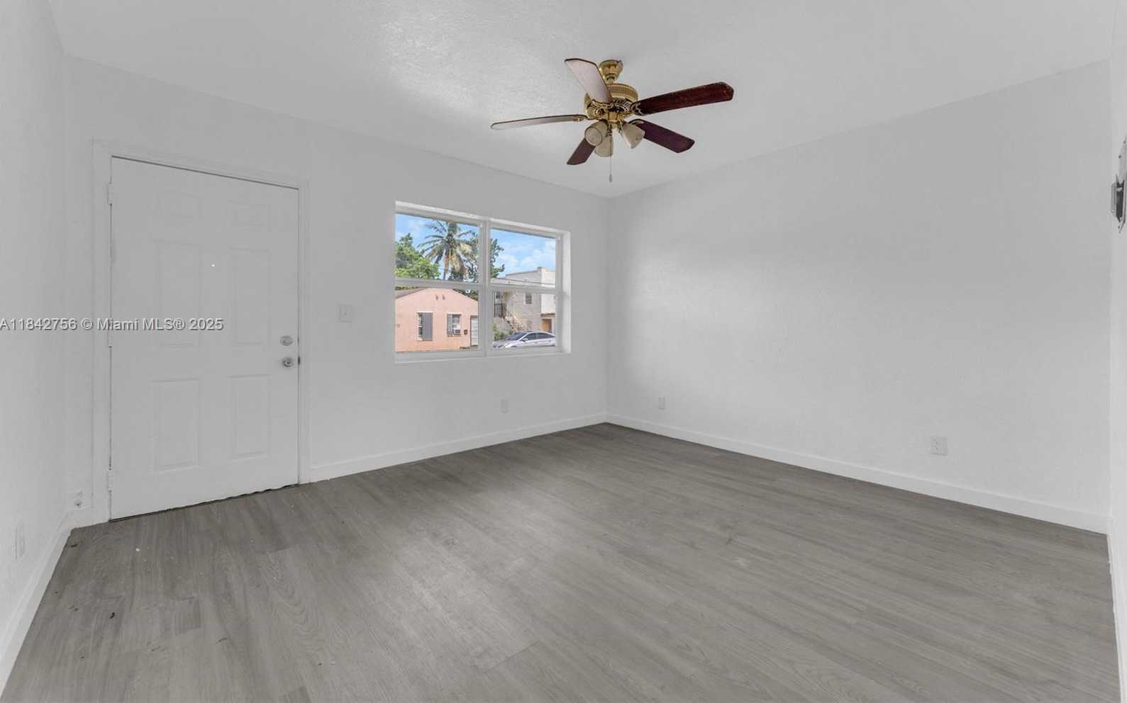 Small Image of 8096 NORTH WEST 4TH AVE, Miami Number 12