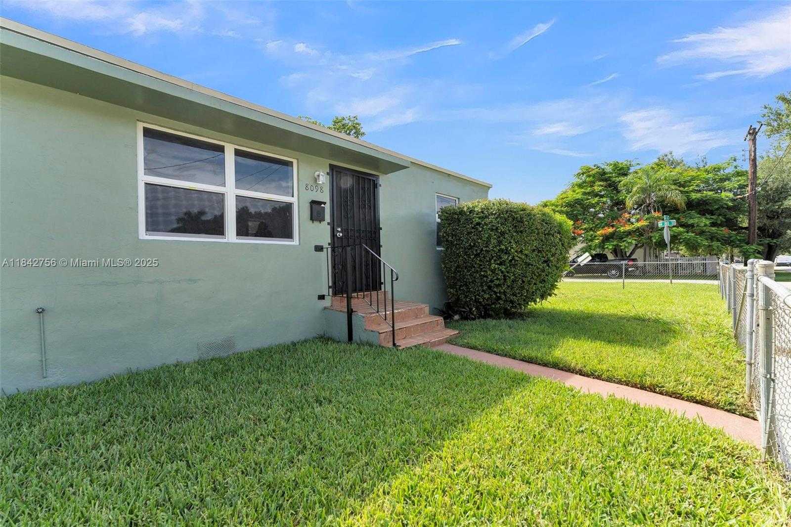 Small Image of 8096 NORTH WEST 4TH AVE, Miami Number 20