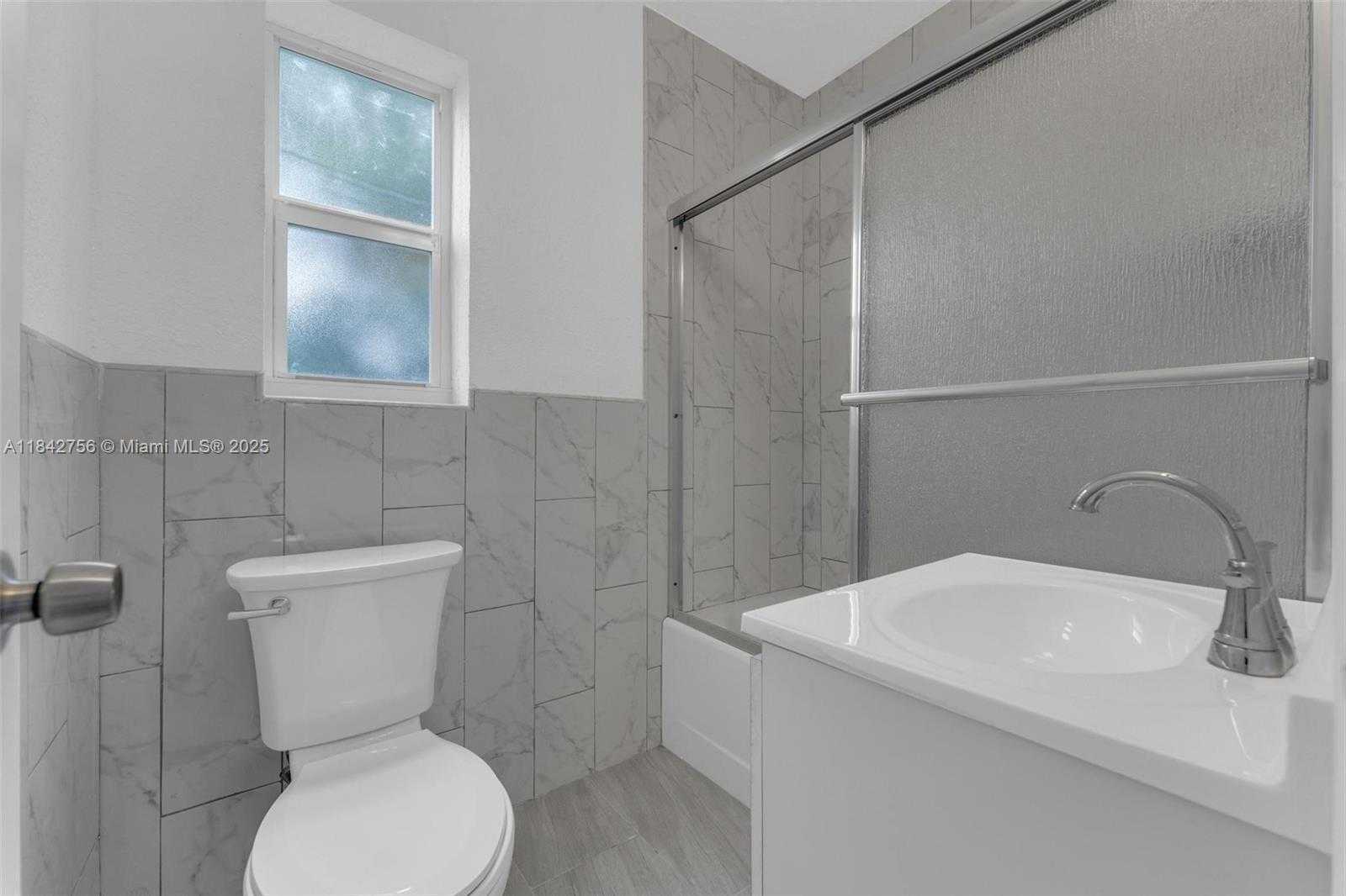 Small Image of 8096 NORTH WEST 4TH AVE, Miami Number 5