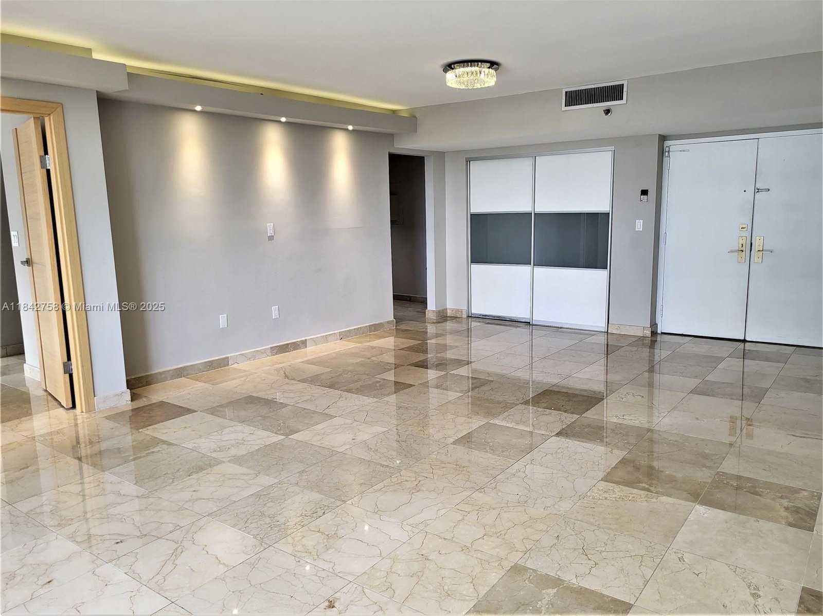Small Image of 9 ISLAND AVE #410, Miami Beach Number 11
