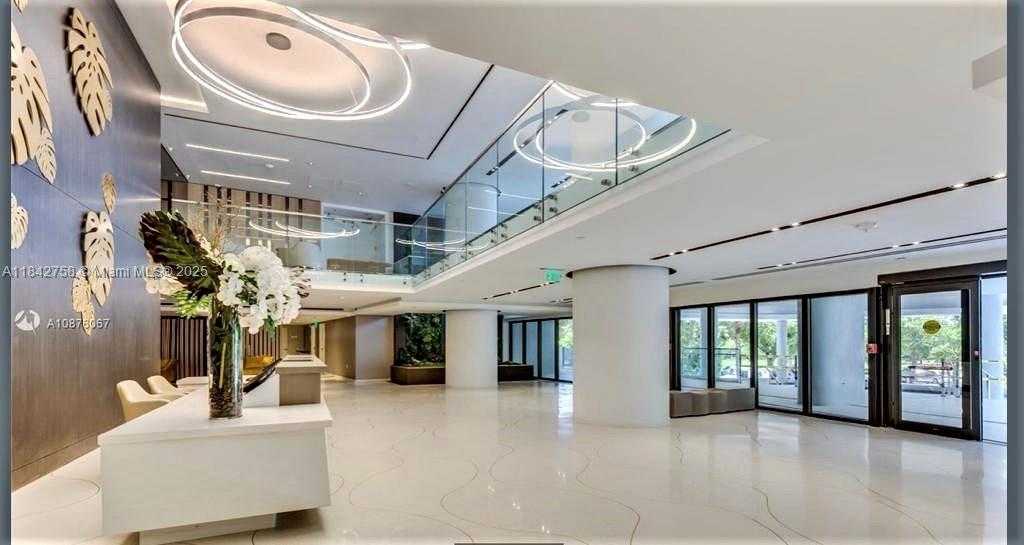 Small Image of 9 ISLAND AVE #410, Miami Beach Number 2