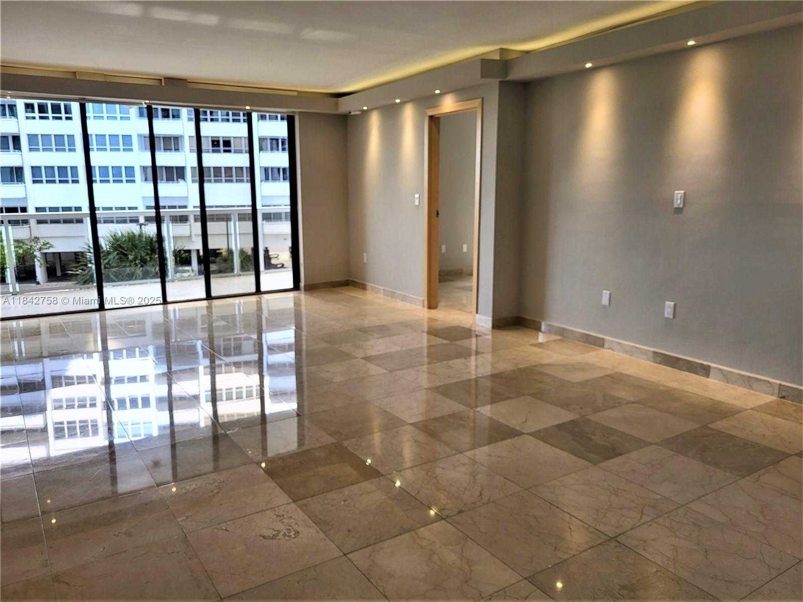Small Image of 9 ISLAND AVE #410, Miami Beach Number 9