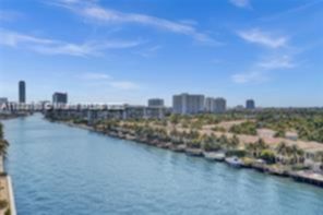 Small Image of 1600 SOUTH OCEAN DR #14D, Hollywood Number 2