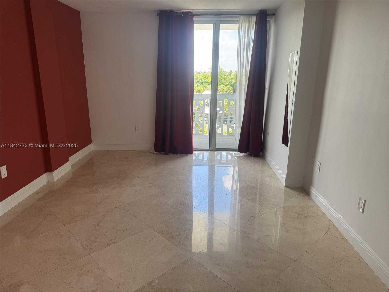 Small Image of 1020 MERIDIAN AVE #611, Miami Beach Number 6