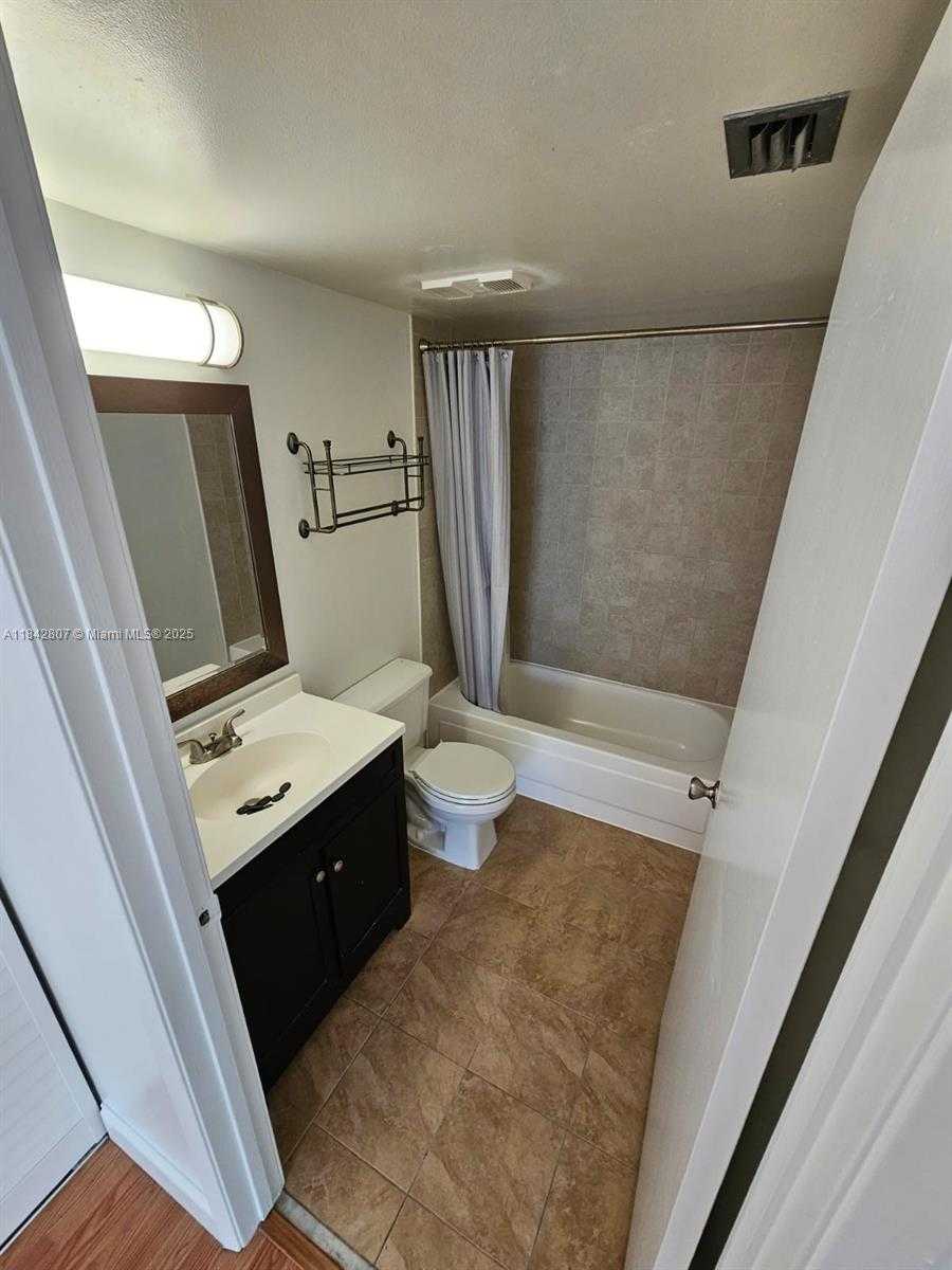 Small Image of 800 NORTH MIAMI AVE #E1202, Miami Number 11