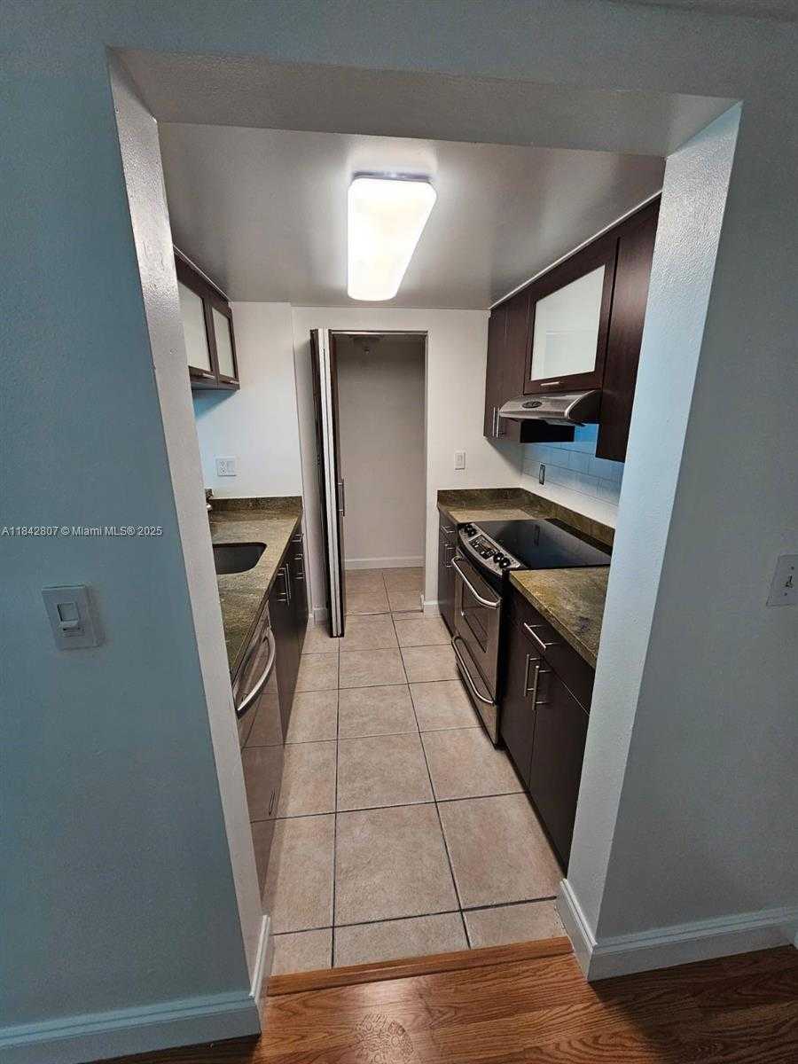 Small Image of 800 NORTH MIAMI AVE #E1202, Miami Number 3