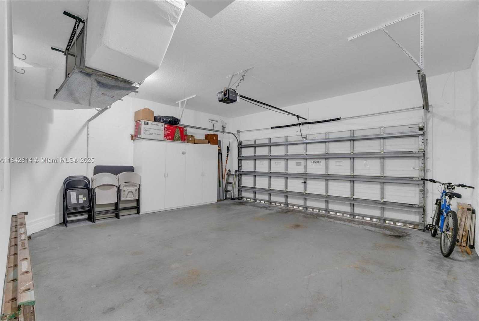 Small Image of 3920 NORTH EAST 13TH DR, Homestead Number 27
