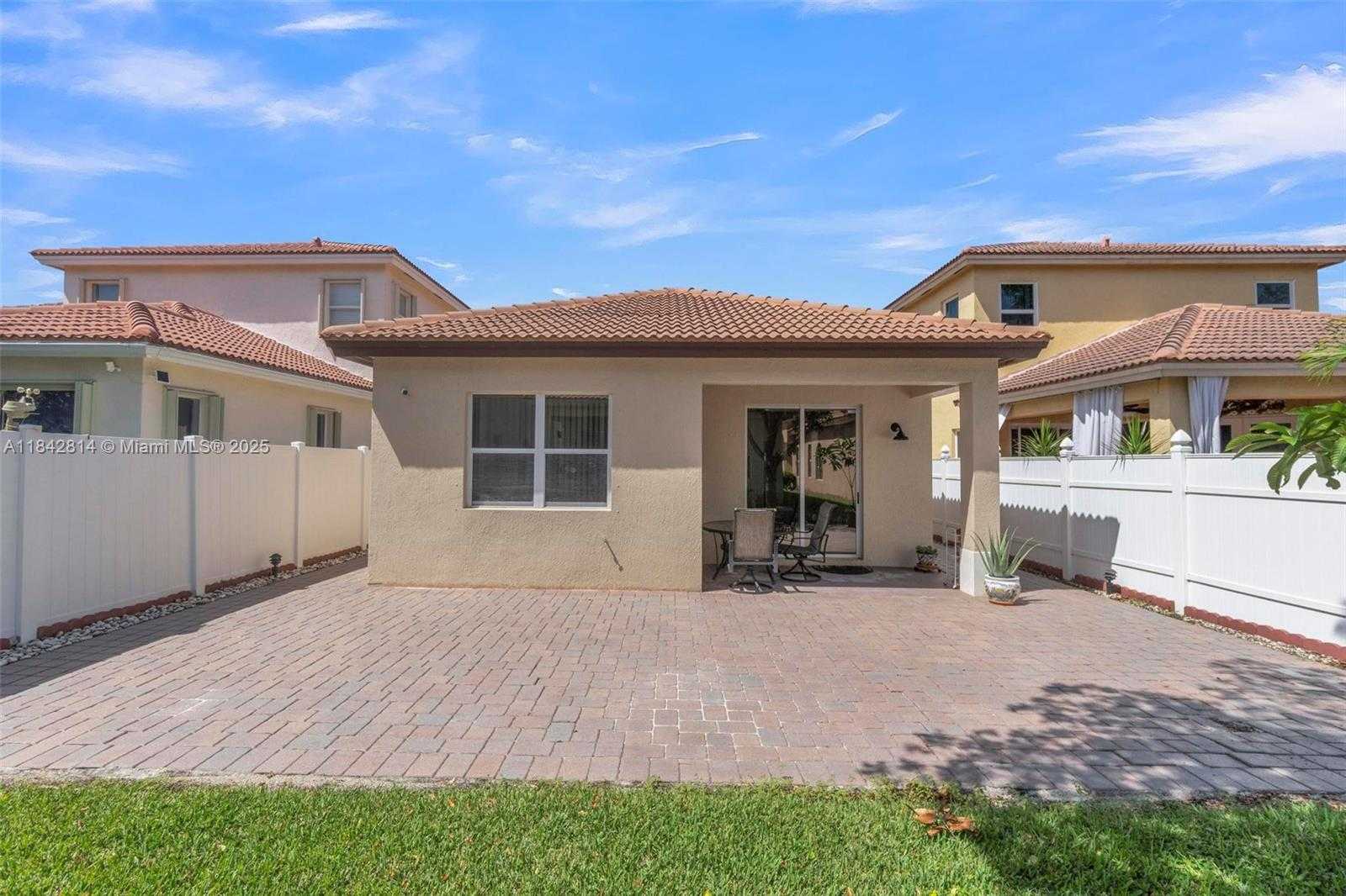 Small Image of 3920 NORTH EAST 13TH DR, Homestead Number 29