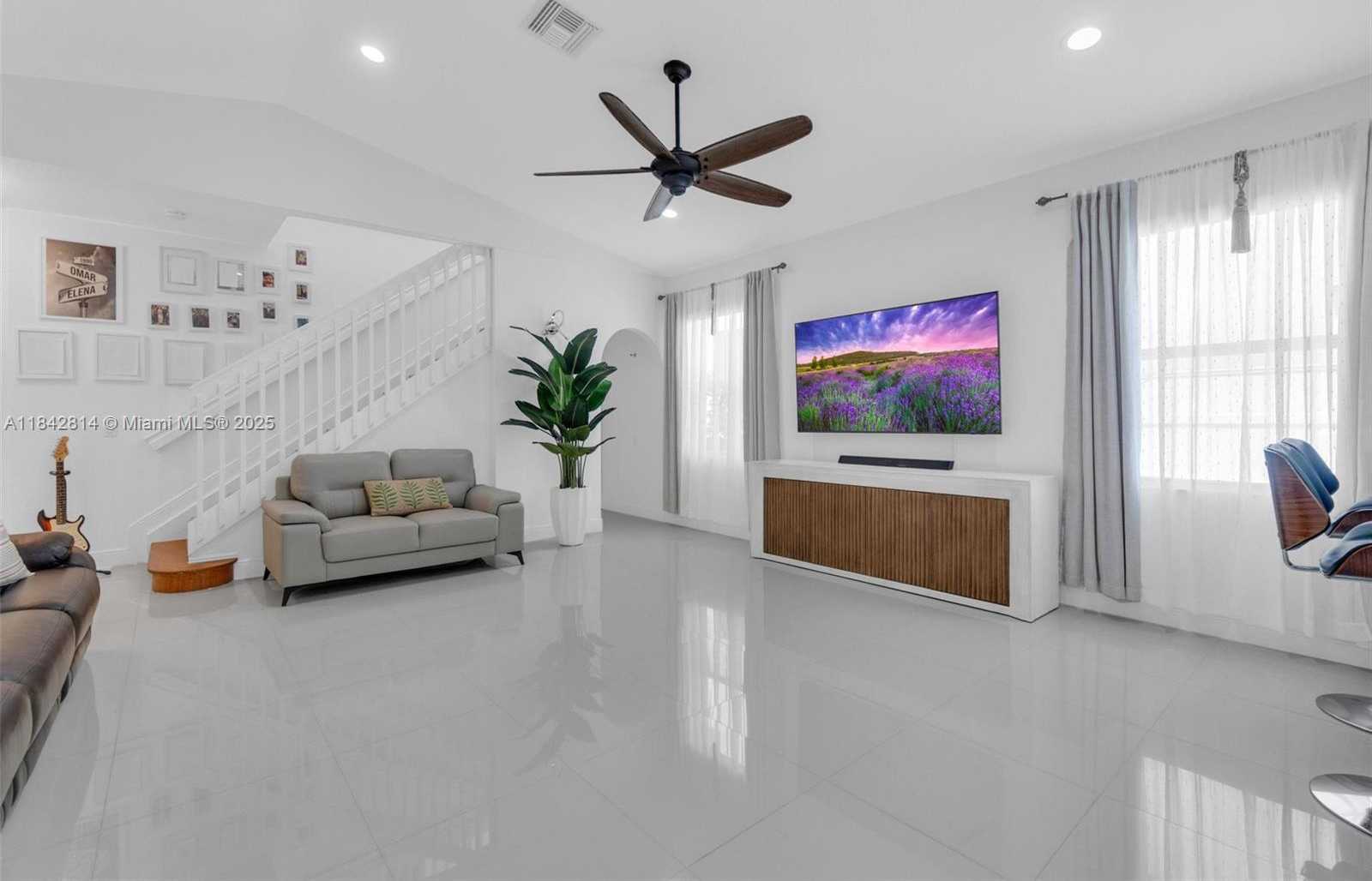 Small Image of 3920 NORTH EAST 13TH DR, Homestead Number 4