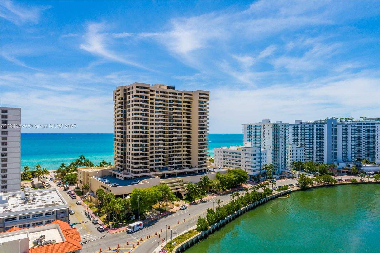 Small Image of 2555 COLLINS AVE #2306, Miami Beach Number 37