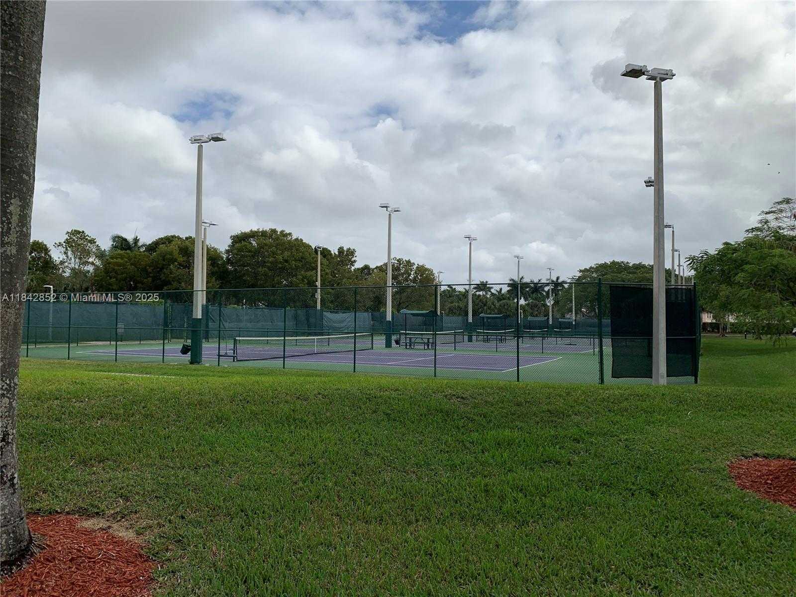 Small Image of 10730 NORTH WEST 66TH ST #305, Doral Number 18