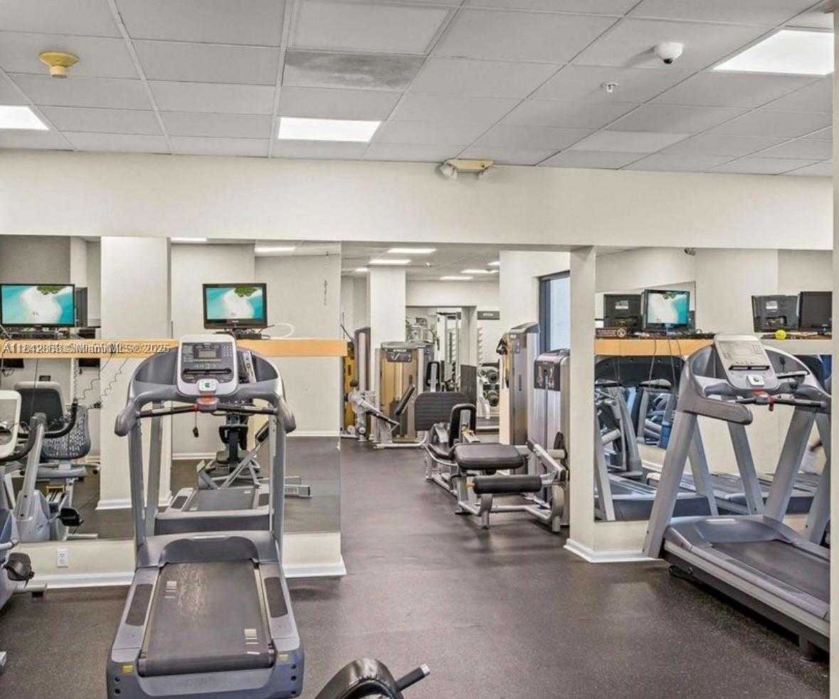 Small Image of Miami Number 7