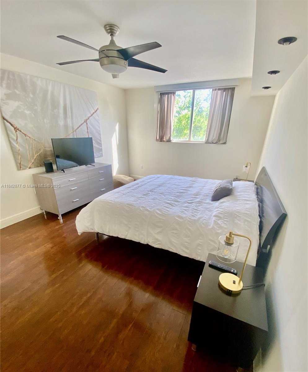 Small Image of 16590 NORTH EAST 26TH AVE #202, North Miami Beach Number 12
