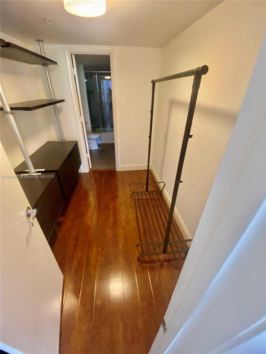 Small Image of 16590 NORTH EAST 26TH AVE #202, North Miami Beach Number 13