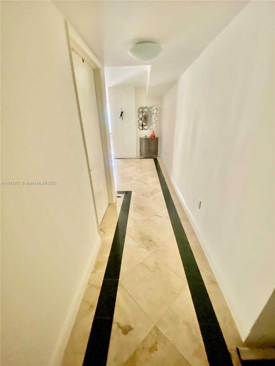 Small Image of 16590 NORTH EAST 26TH AVE #202, North Miami Beach Number 9