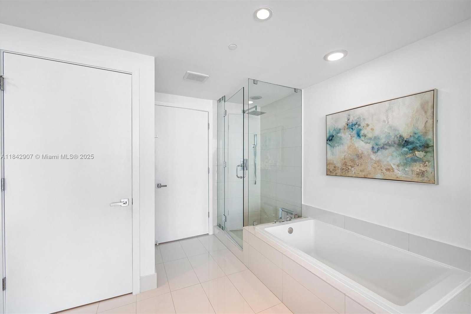 Small Image of 650 NORTH EAST 32ND ST #2101, Miami Number 12