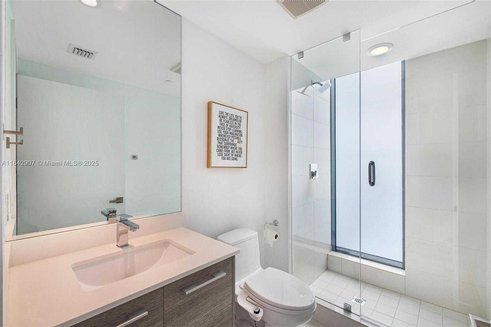 Small Image of 650 NORTH EAST 32ND ST #2101, Miami Number 26