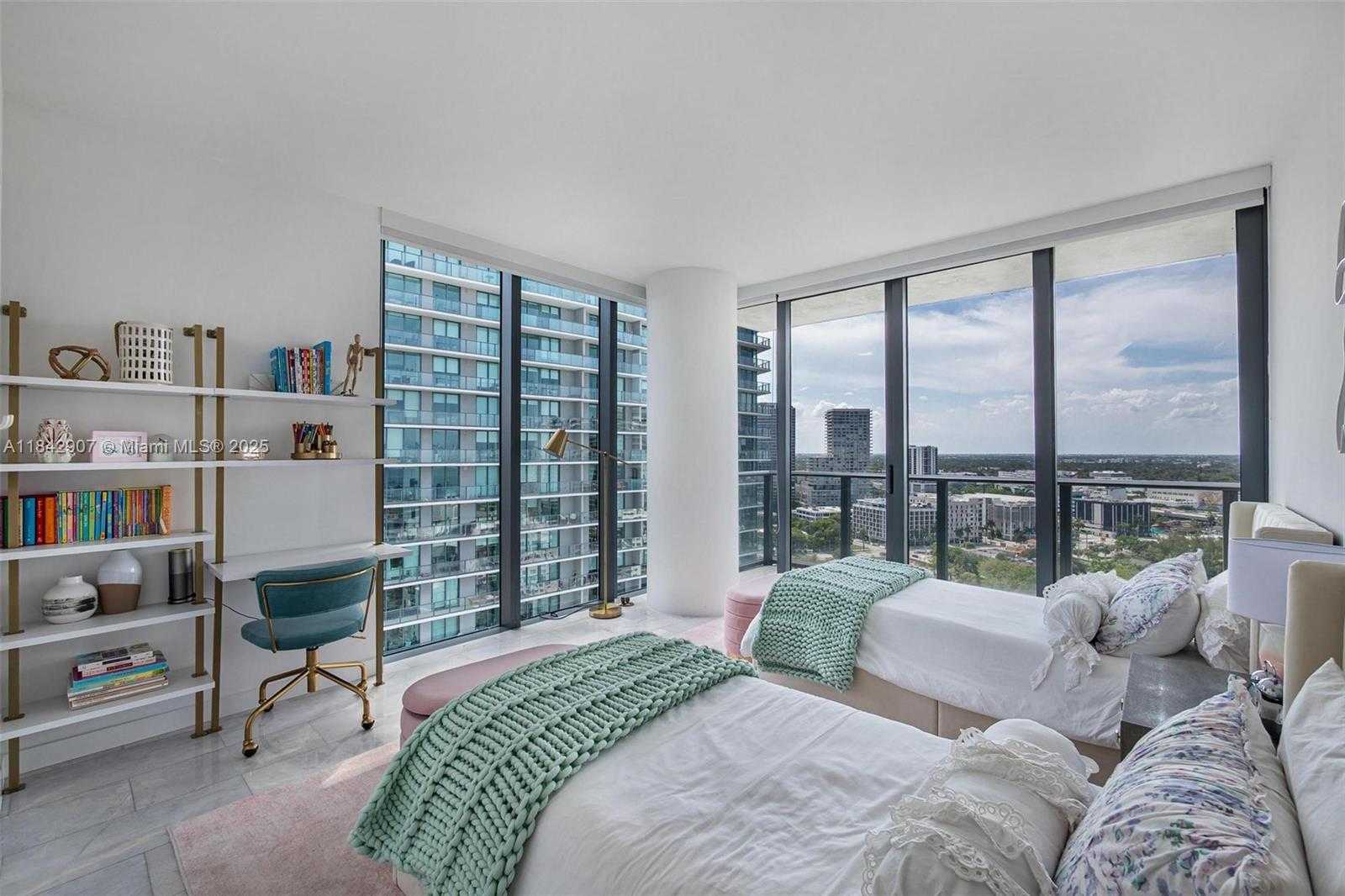 Small Image of 650 NORTH EAST 32ND ST #2101, Miami Number 30