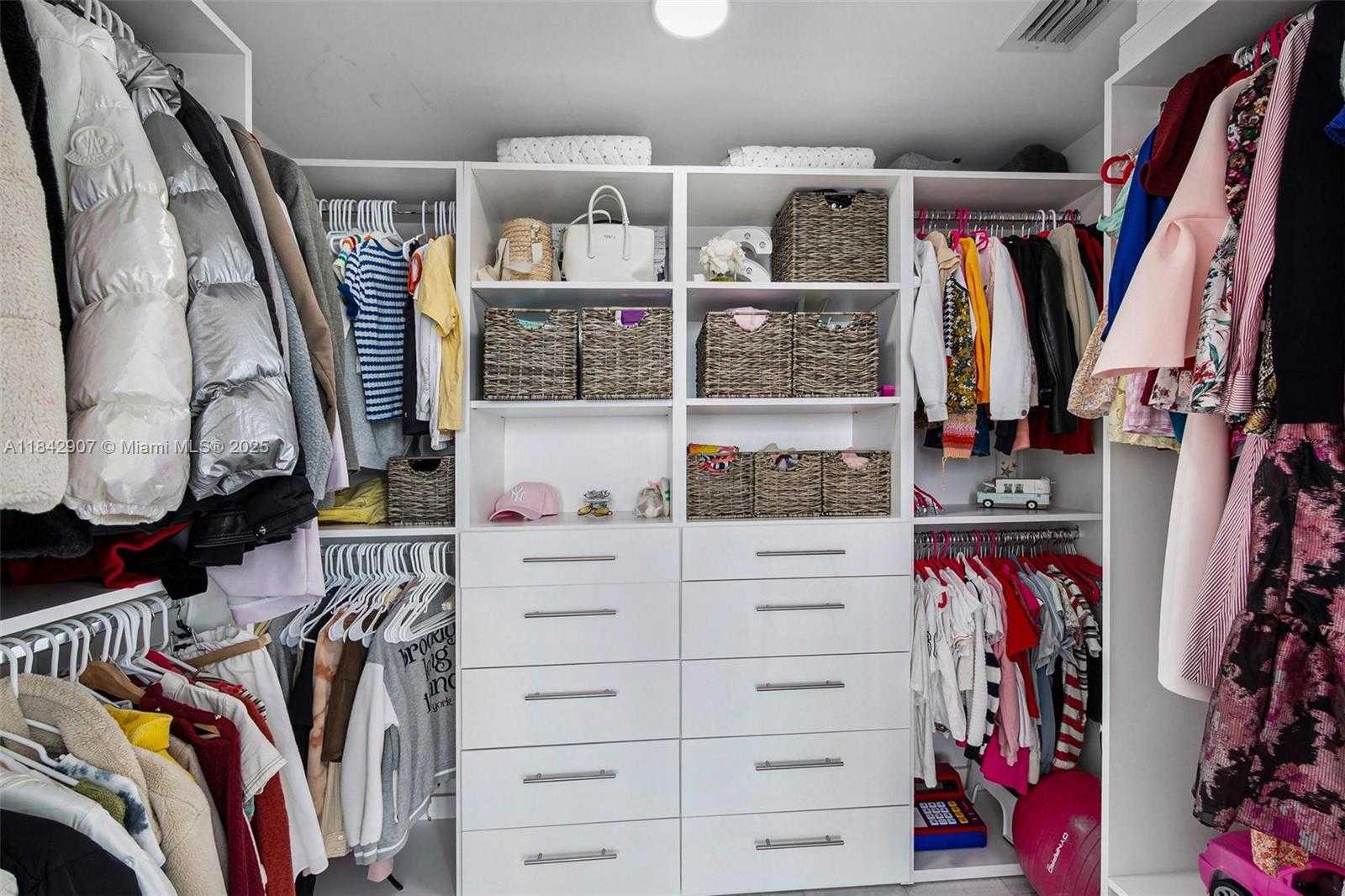 Small Image of 650 NORTH EAST 32ND ST #2101, Miami Number 37