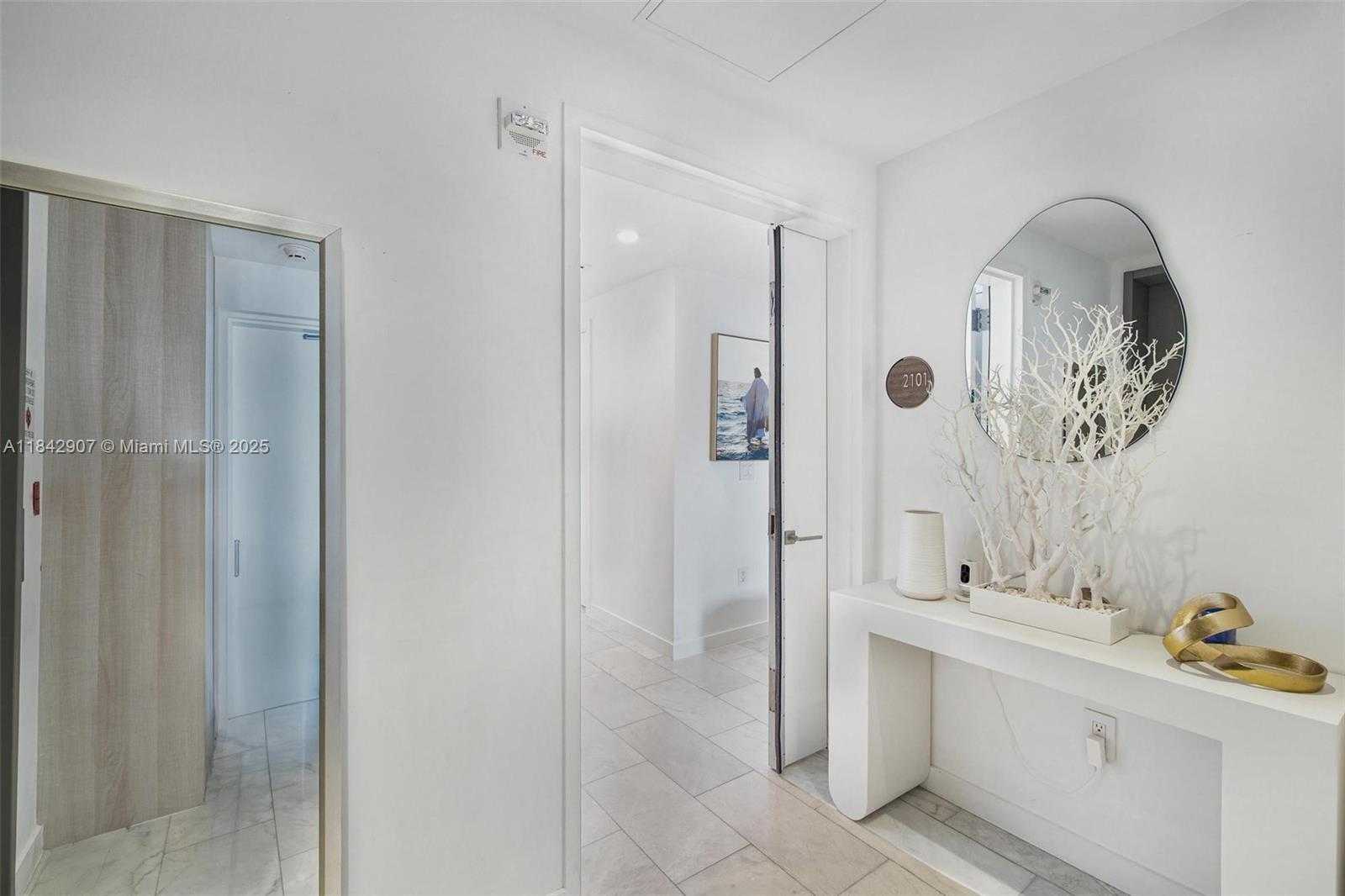 Small Image of 650 NORTH EAST 32ND ST #2101, Miami Number 39