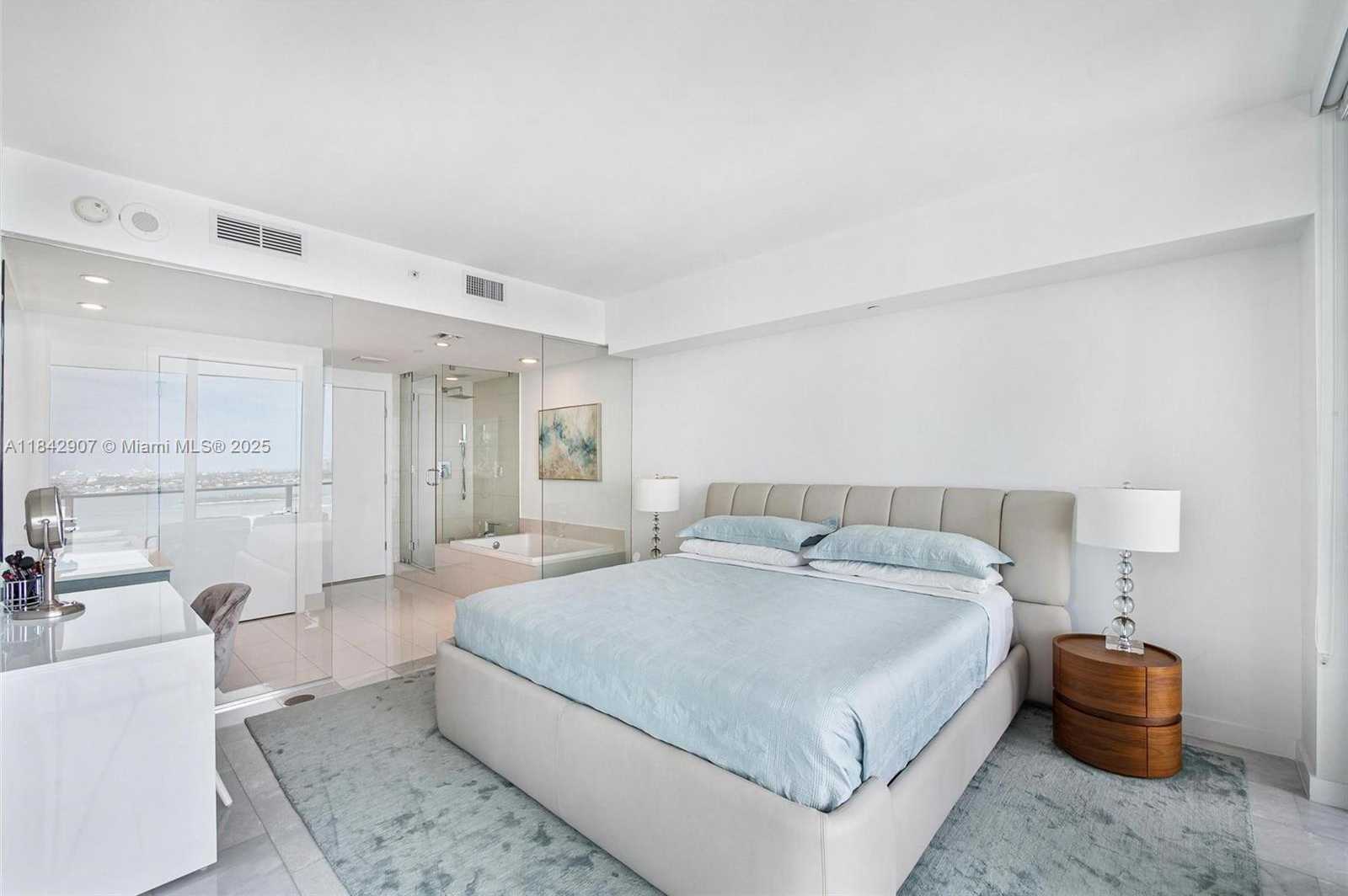 Small Image of 650 NORTH EAST 32ND ST #2101, Miami Number 5