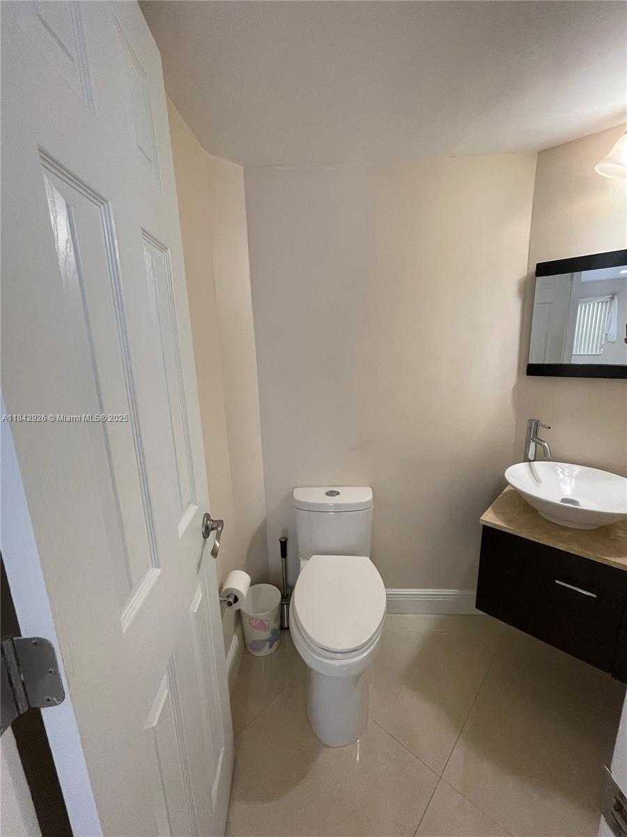 Small Image of 10290 SOUTH WEST 139TH CT, Miami Number 14