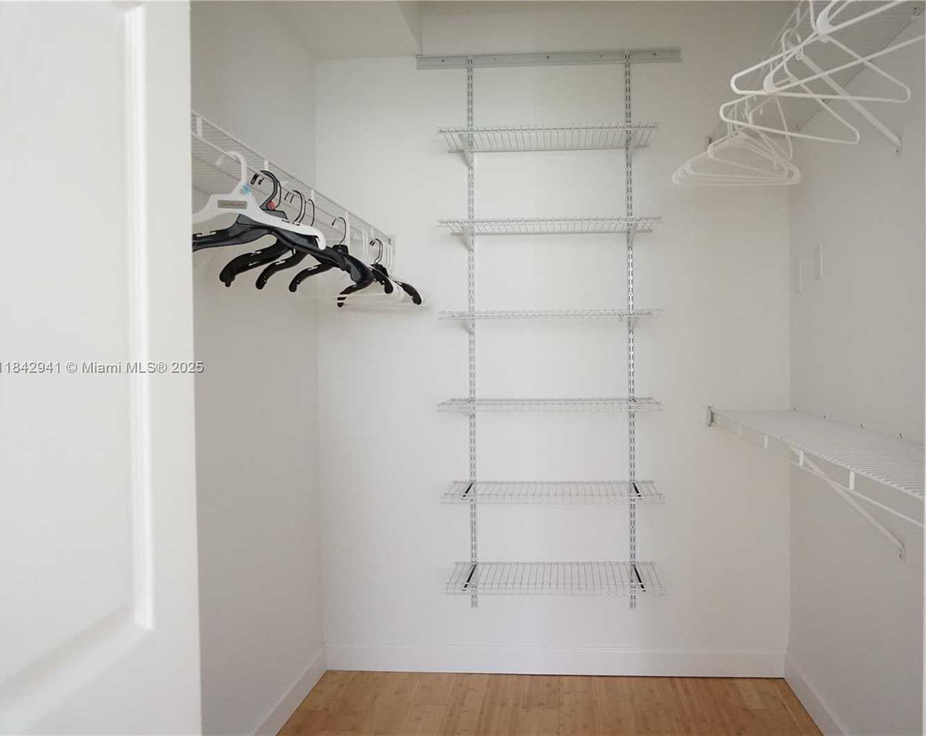 Small Image of 17100 NORTH BAY RD #1510, Sunny Isles Beach Number 14