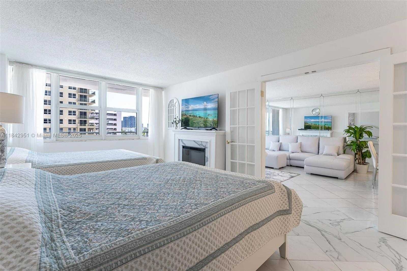 Small Image of Hallandale Beach Number 8
