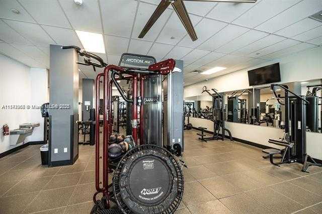 Small Image of 2501 SOUTH OCEAN DR #PH38(september 7), Hollywood Number 33