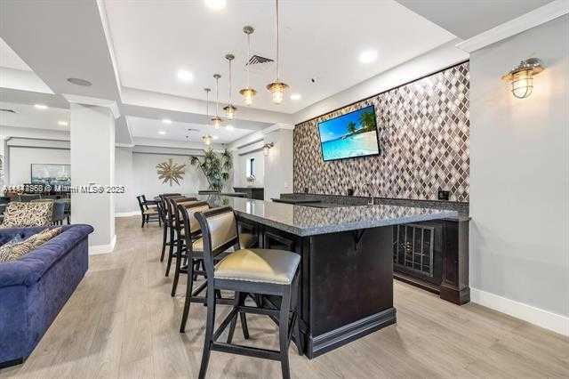 Small Image of 2501 SOUTH OCEAN DR #PH38(september 7), Hollywood Number 5