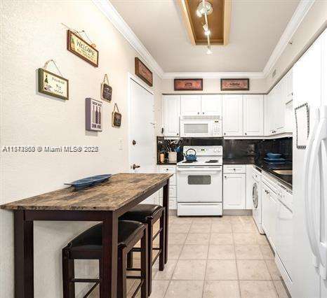 Small Image of 2501 SOUTH OCEAN DR #PH38(september 7), Hollywood Number 7