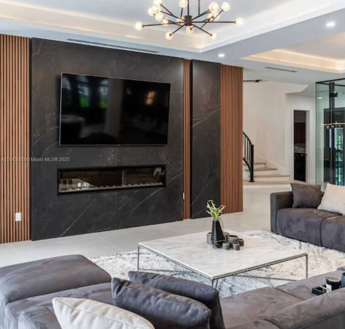 Small Image of 131 ROYAL PALM DR, Fort Lauderdale Number 10