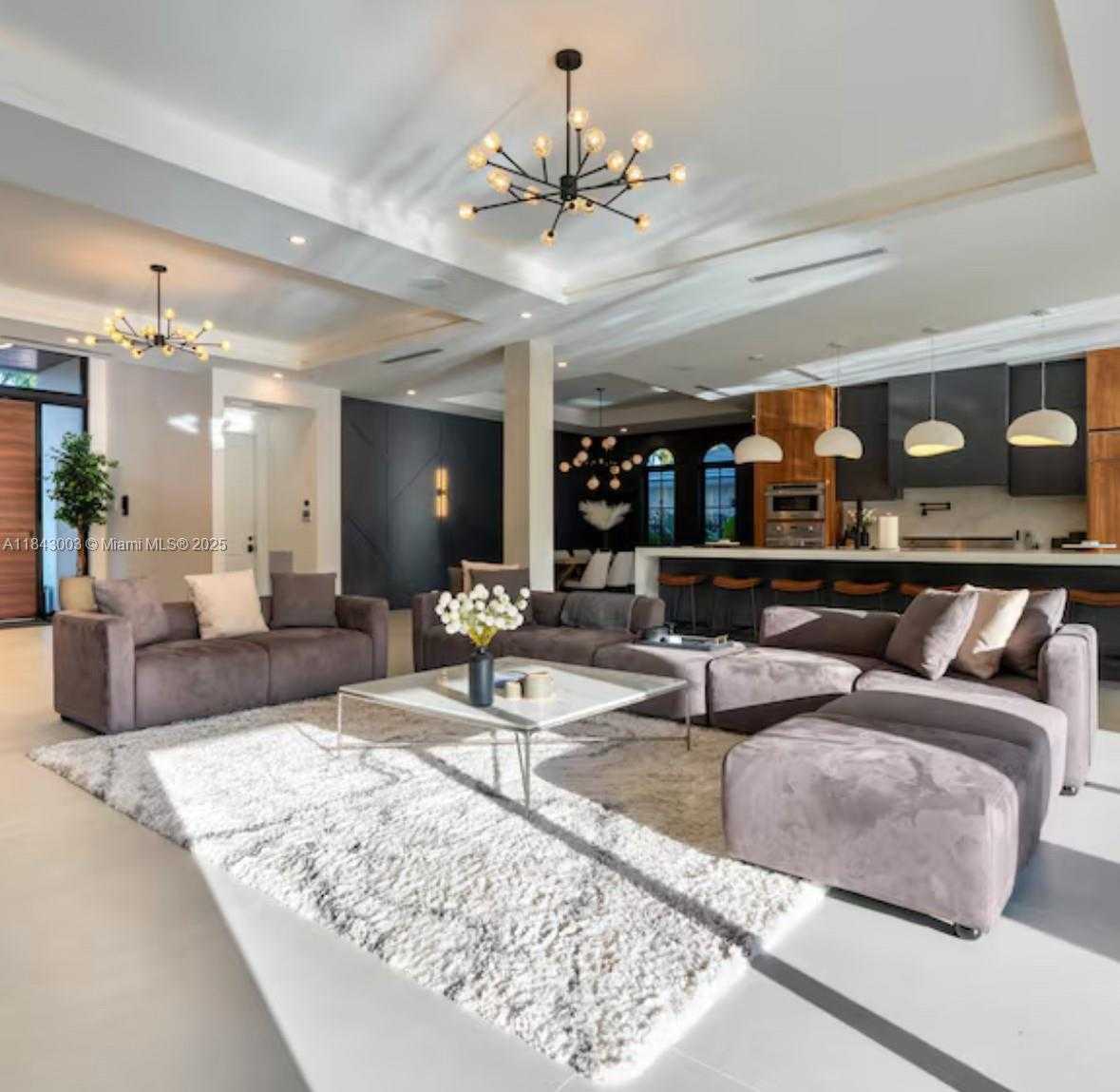 Small Image of 131 ROYAL PALM DR, Fort Lauderdale Number 12