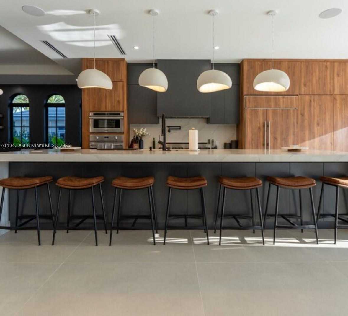 Small Image of 131 ROYAL PALM DR, Fort Lauderdale Number 13