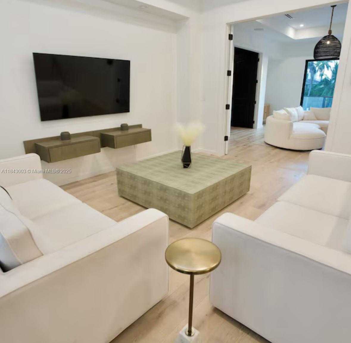 Small Image of 131 ROYAL PALM DR, Fort Lauderdale Number 30