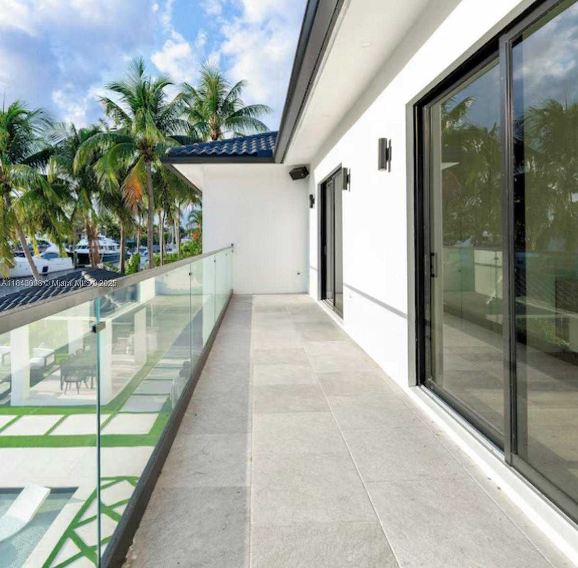 Small Image of 131 ROYAL PALM DR, Fort Lauderdale Number 39