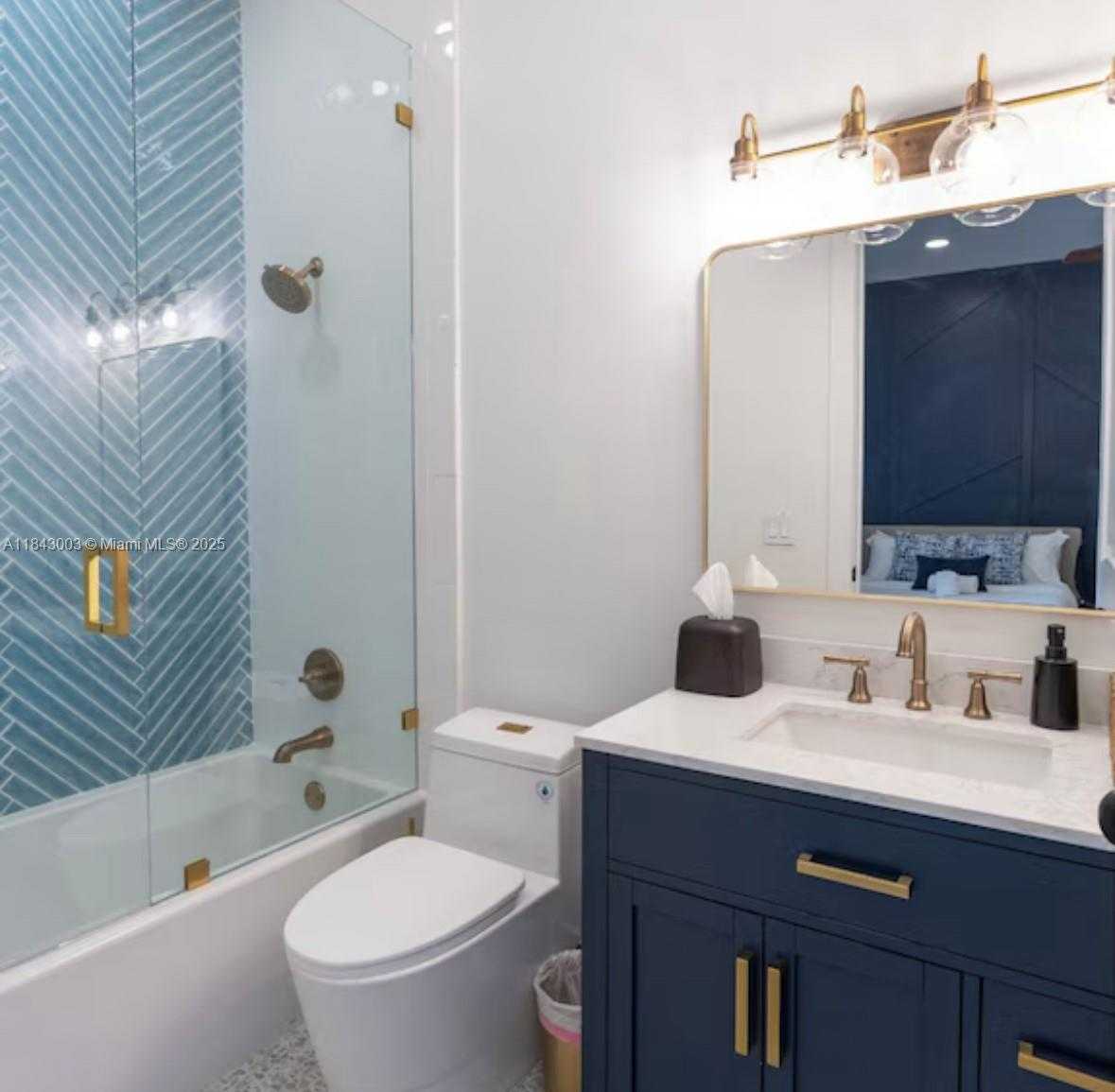 Small Image of 131 ROYAL PALM DR, Fort Lauderdale Number 41