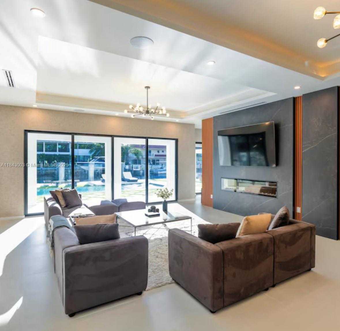 Small Image of 131 ROYAL PALM DR, Fort Lauderdale Number 9