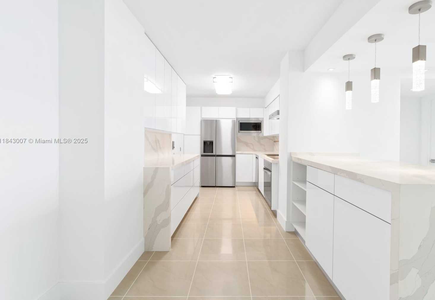 Small Image of 6770 INDIAN CREEK DR #7O, Miami Beach Number 5