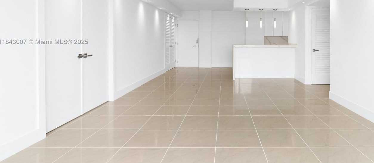 Small Image of 6770 INDIAN CREEK DR #7O, Miami Beach Number 7