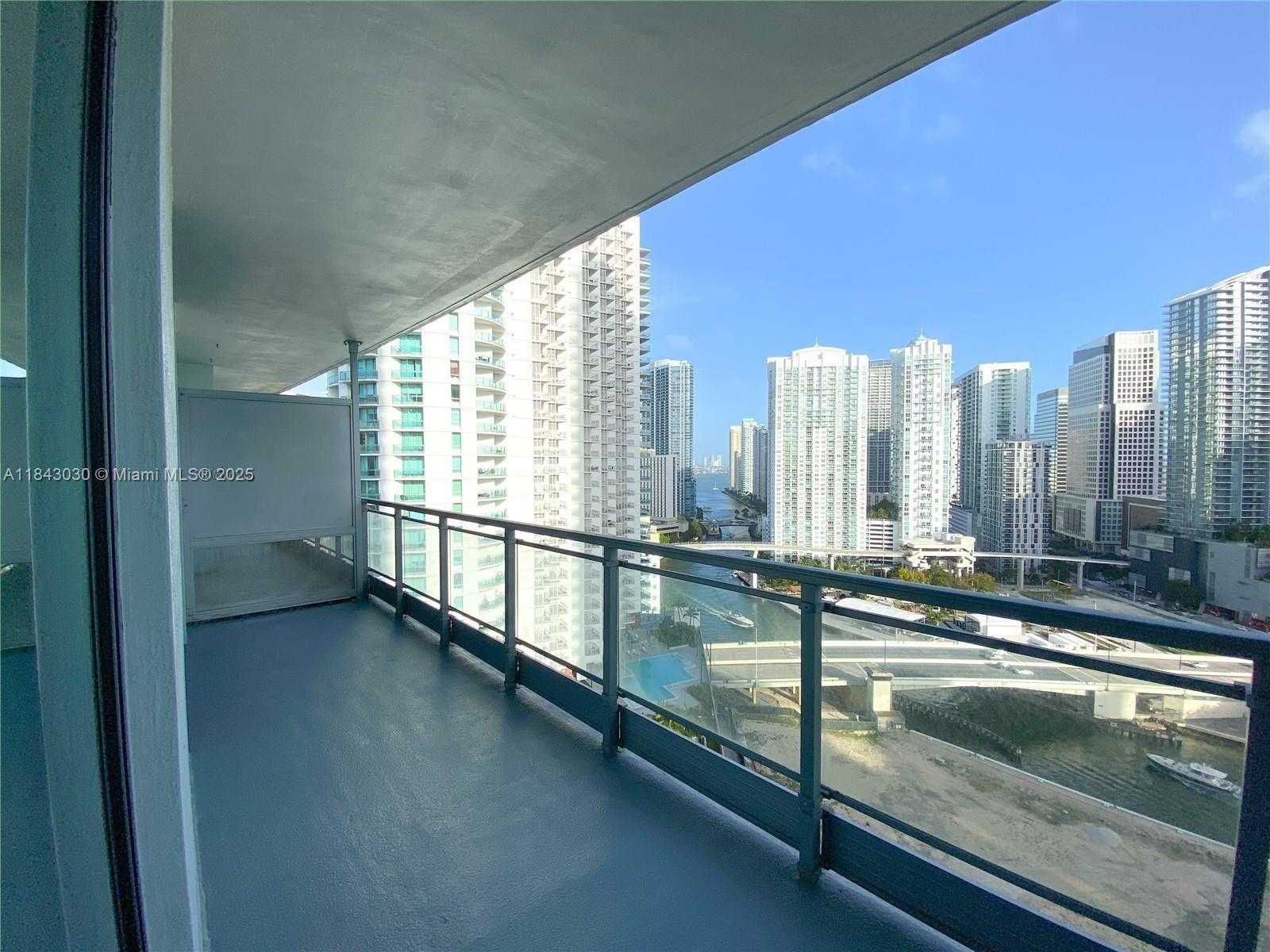 Small Image of 90 SOUTH WEST 3RD ST #2401, Miami Number 13