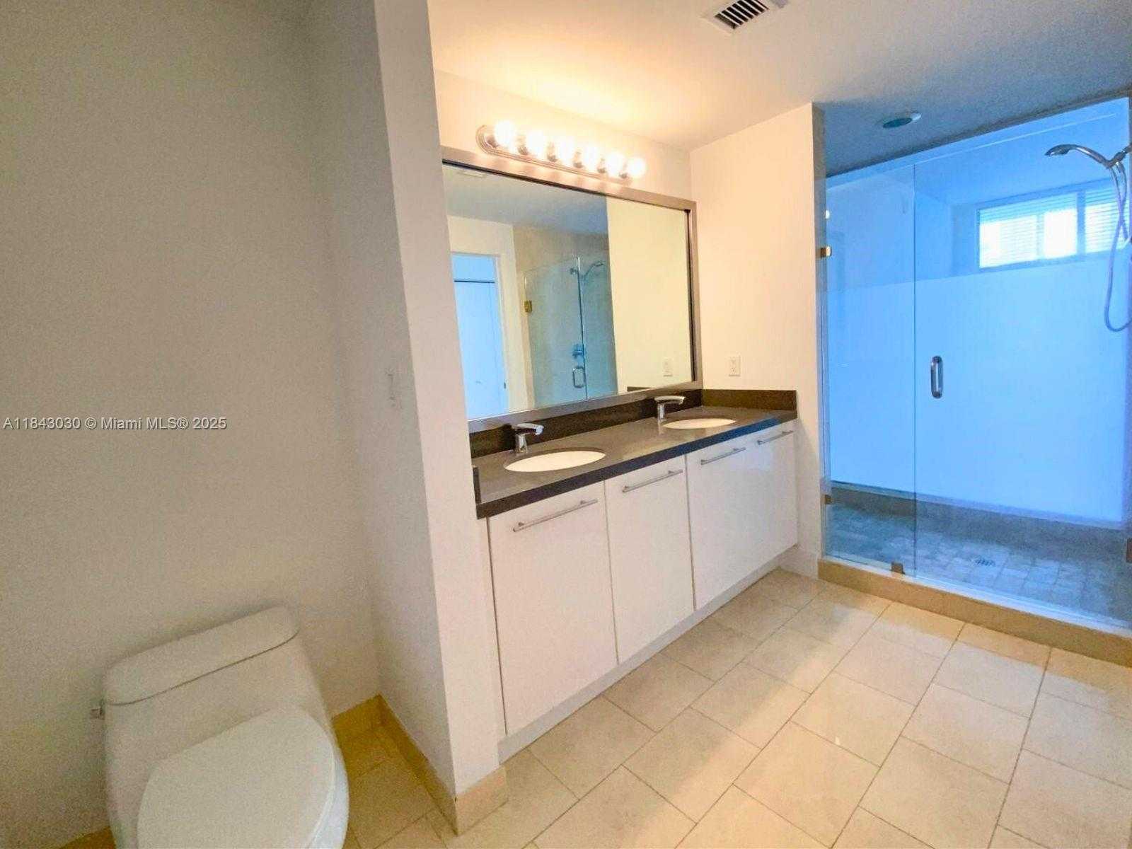 Small Image of 90 SOUTH WEST 3RD ST #2401, Miami Number 20
