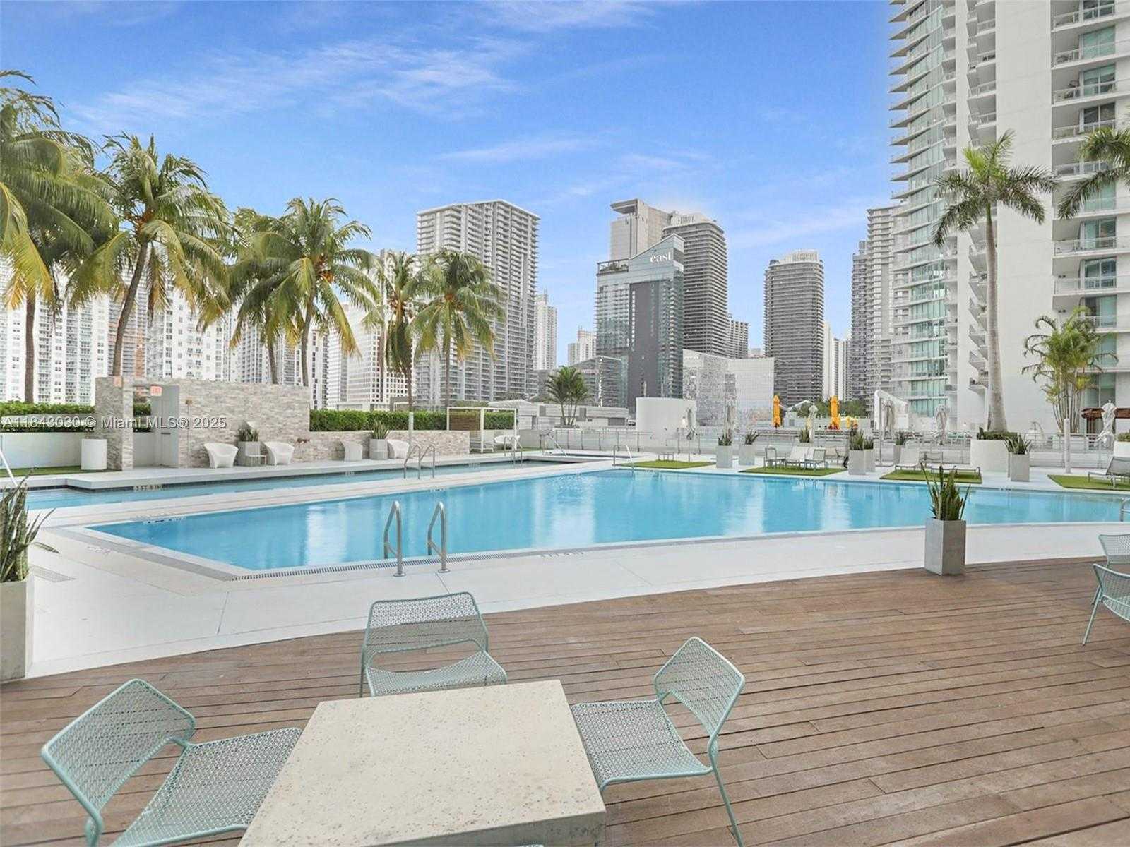 Small Image of 90 SOUTH WEST 3RD ST #2401, Miami Number 25
